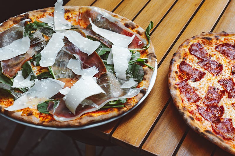 Arugula salad with prosciutto and parmesan shavings